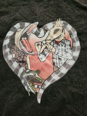 Unisex Beetleguese Beetlejuice Distressed Washed Black Graphic Heart Tee